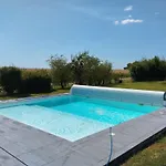 Dom wakacyjny Calme Avec Wifi Et Piscine Partagee En Pleine Nature - Fr-1-410-466 Conlie