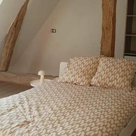 Calme Avec Wifi Et Piscine Partagee En Pleine Nature - Fr-1-410-466 * Conlie