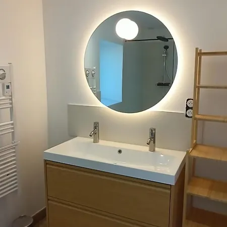 Prázdninový dům Calme Avec Wifi Et Piscine Partagee En Pleine Nature - Fr-1-410-466 Conlie