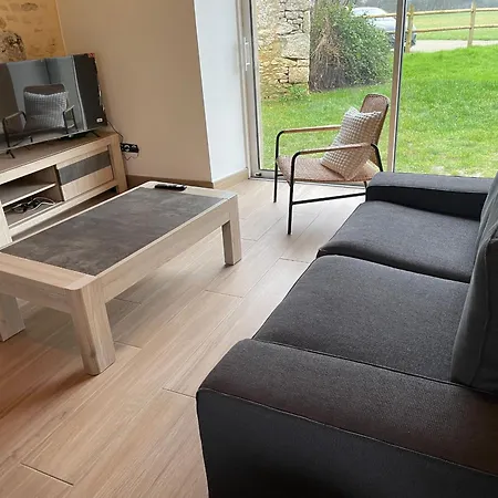 Calme Avec Wifi Et Piscine Partagee En Pleine Nature - Fr-1-410-466