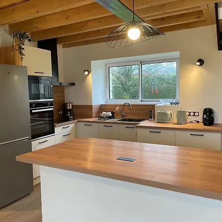 Calme Avec Wifi Et Piscine Partagee En Pleine Nature - Fr-1-410-466 Conlie