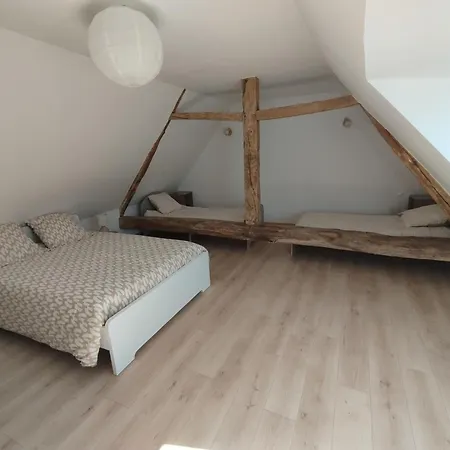 Holiday home Calme Avec Wifi Et Piscine Partagee En Pleine Nature - Fr-1-410-466 *