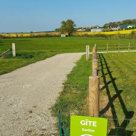 Prázdninový dům Calme Avec Wifi Et Piscine Partagee En Pleine Nature - Fr-1-410-466